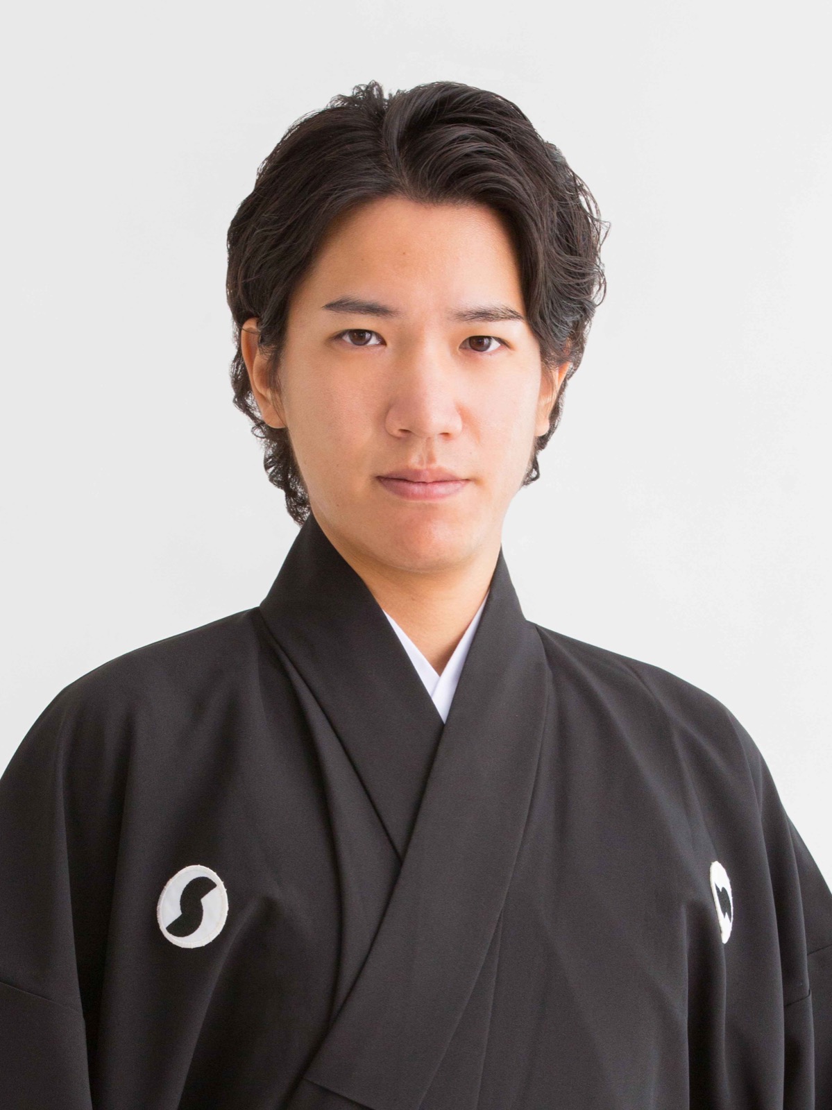 球陽フィルム代表・歌三線奏者 仲嶺良盛の肖像
